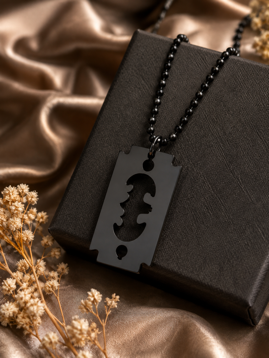 Men’s Black Razor Blade Pendant Necklace – Gothic Stainless Steel Statement Jewelry
